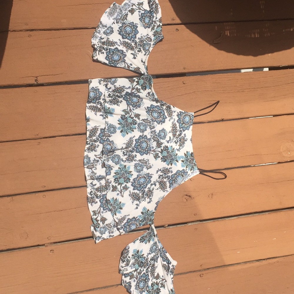 Paisley print crop top